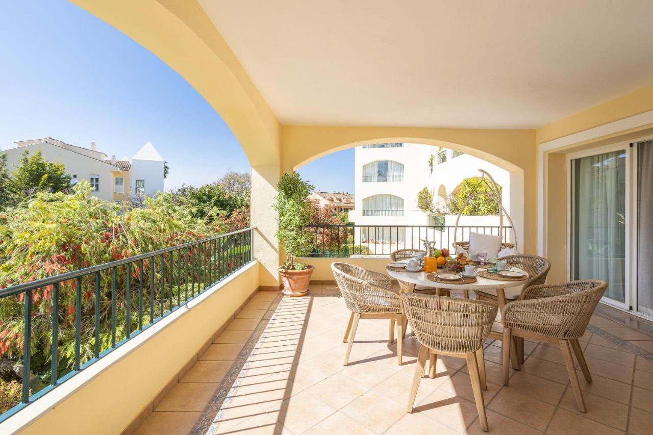 Oleholidays Bahia Vista Hermosa Apartemen *